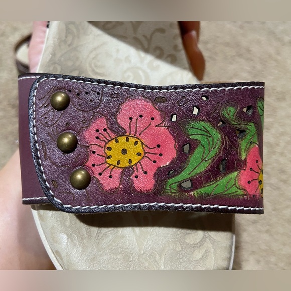 L’ARTISTE CAITLINA Sandals Plum Multi Women’s Size 39 (US 8.5) Hook/Loop Leather - Picture 13 of 13